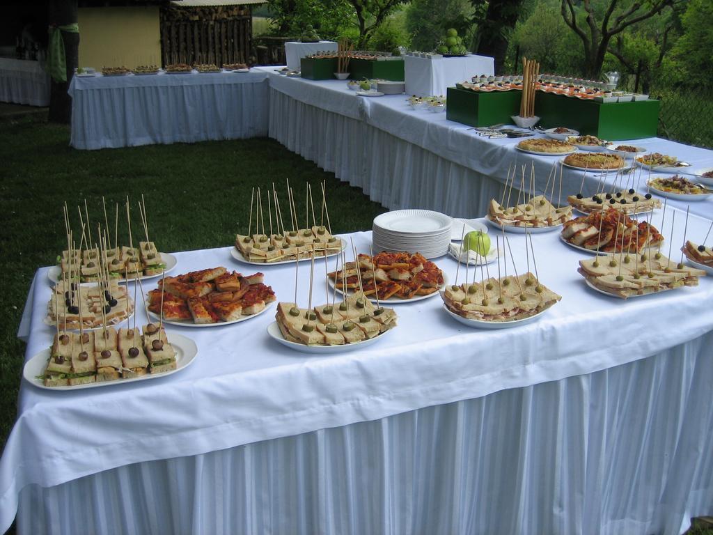 Agriturismo Ristorante Albachiara Carpeneto Exterior foto
